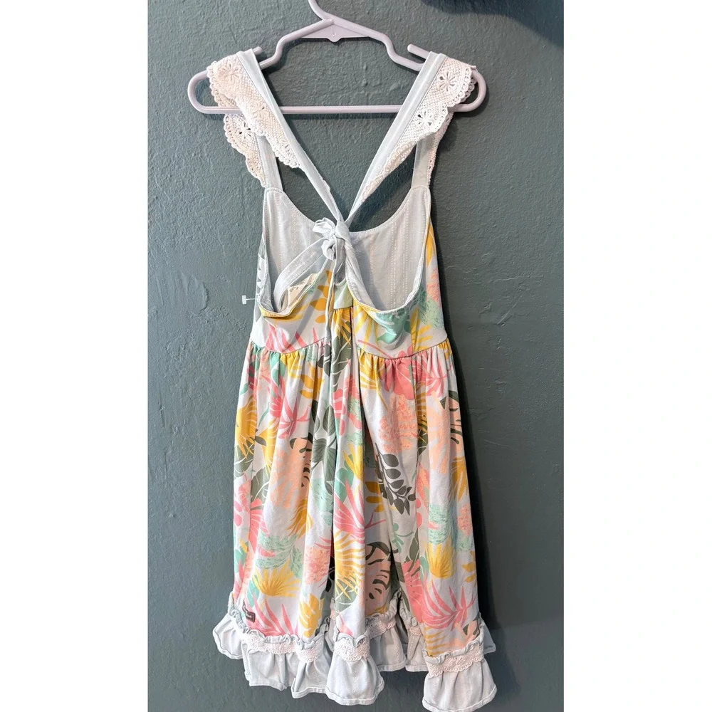 Matilda Jane Dress Size 10 Light Blue Tropical Floral Lace Trim Ruffle Hem